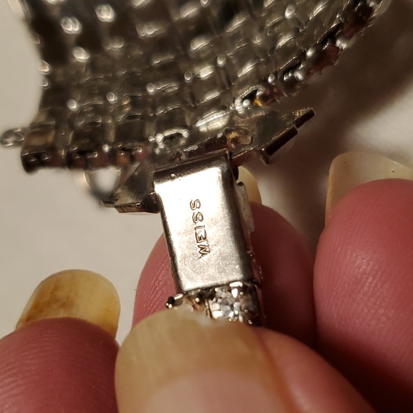 💥SOLD💥Weiss Rhinstone Bracelet - Picture 5 of 8